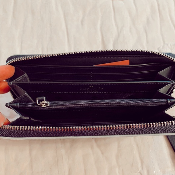 Kate Spade Wallet - Picture 3 of 4